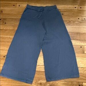 Women's Wide-Leg Pants in Navy